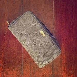 Thirty-one All About the Benjamins Wallet